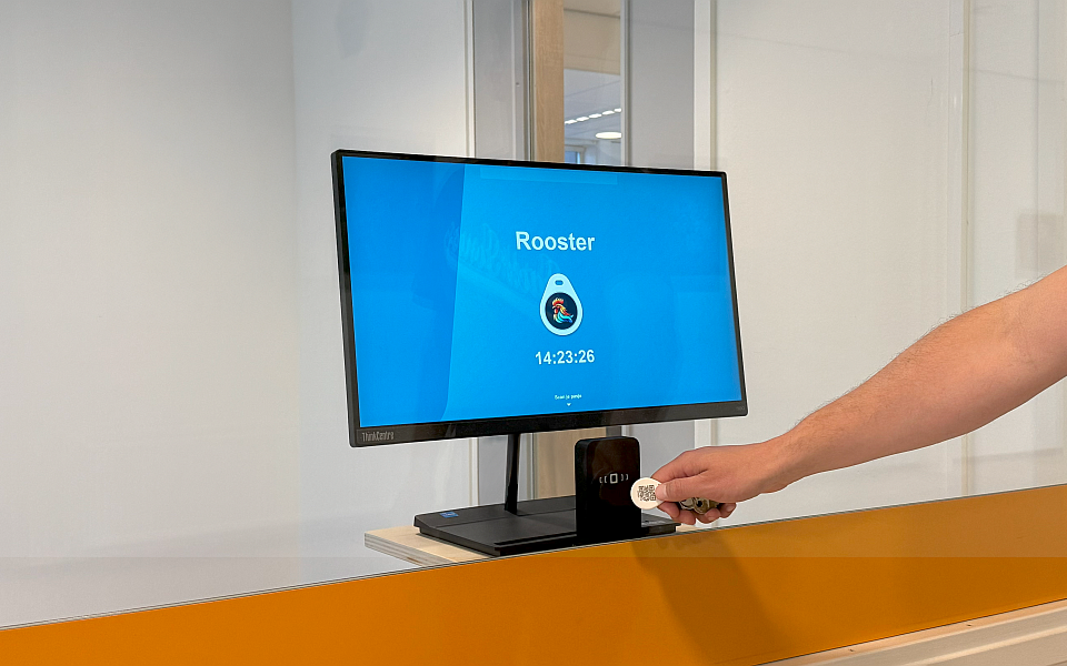 EduDisplay roosterzuil in actie